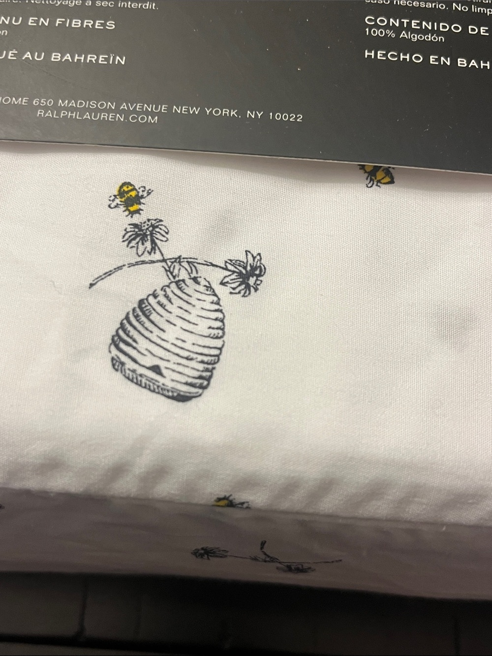 Ralph Lauren Bee Beehive Sheet Set Queen new White Flat, Fitted. 2 Pillow Cases - Picture 5 of 6